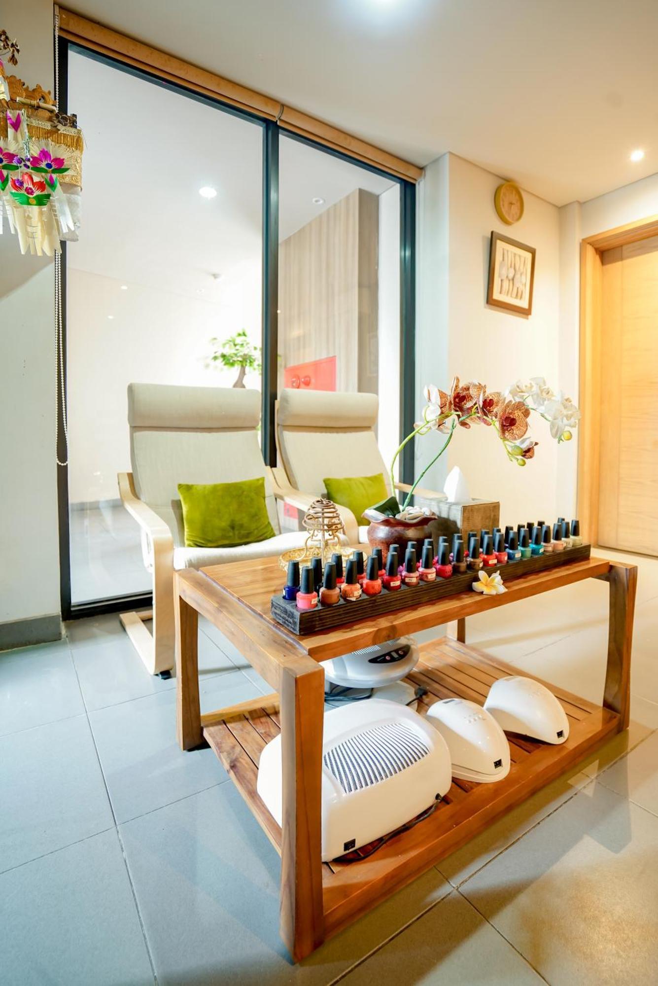 The Kirana Canggu Hotel Экстерьер фото